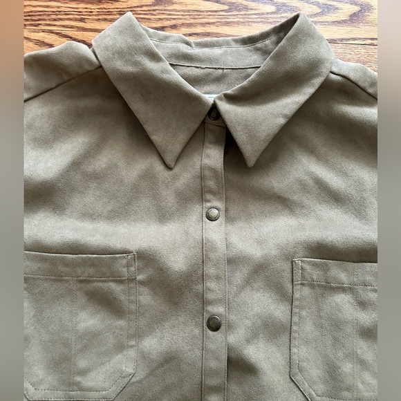 Vintage Jones Wear Sport Soft  Tan Button Down Shirt Womens size 16​ - Picture 2 of 9
